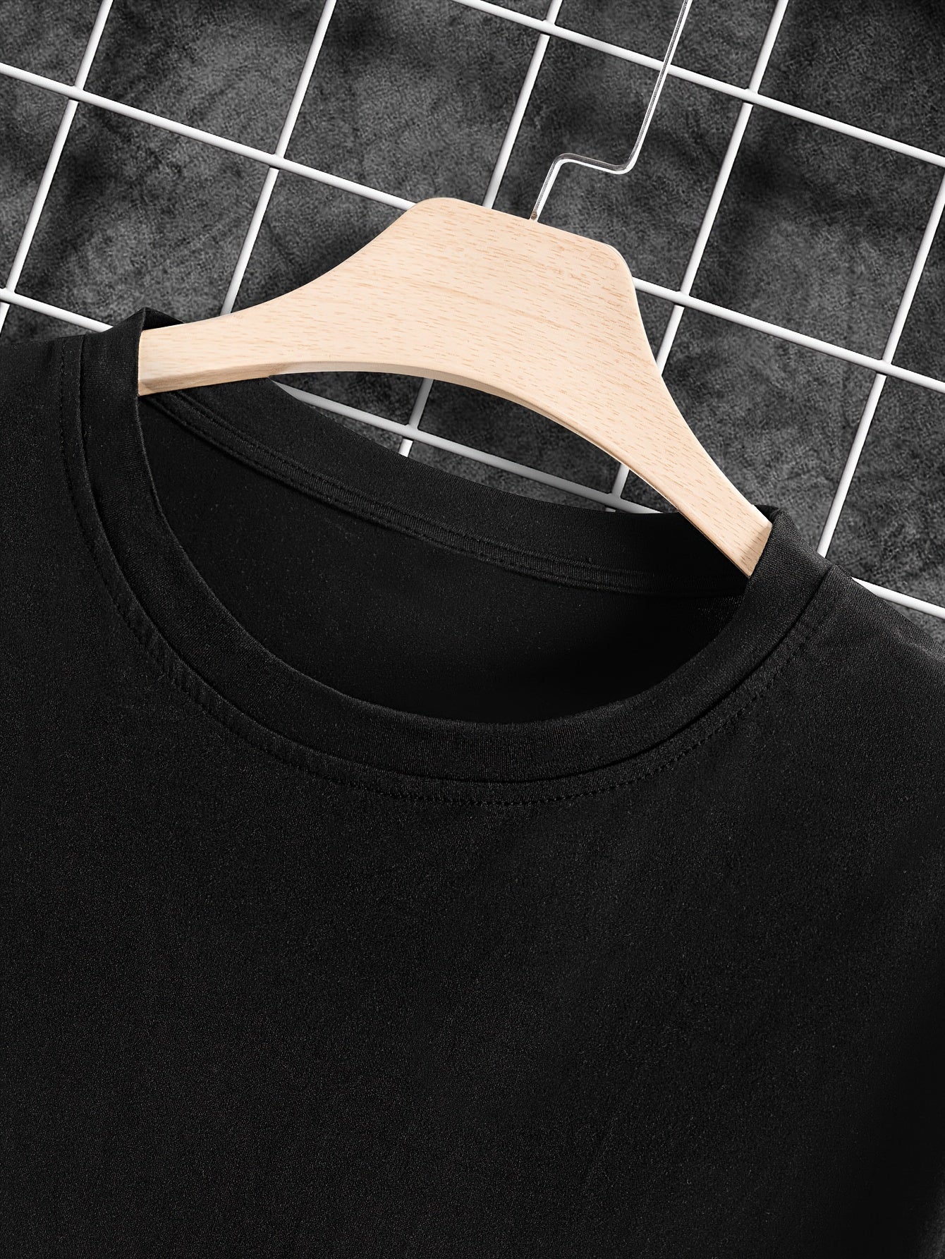More MONEY LESS Creative Printed Summer Casual T-shirt For Men Short Sleeves