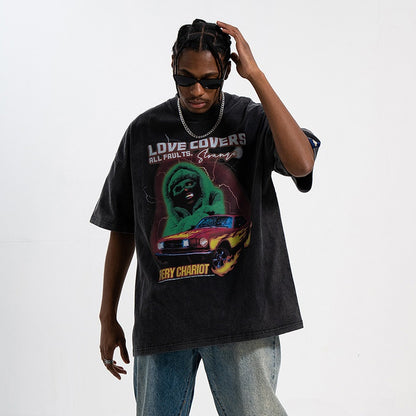 Short-sleeve t-shirt with classic street pattern, loose fit, pre-washed and worn for men.