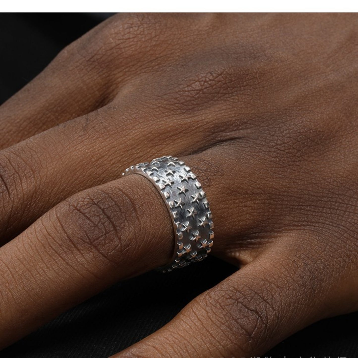Pure silver ring in the shape of a five-pointed star for men and women.