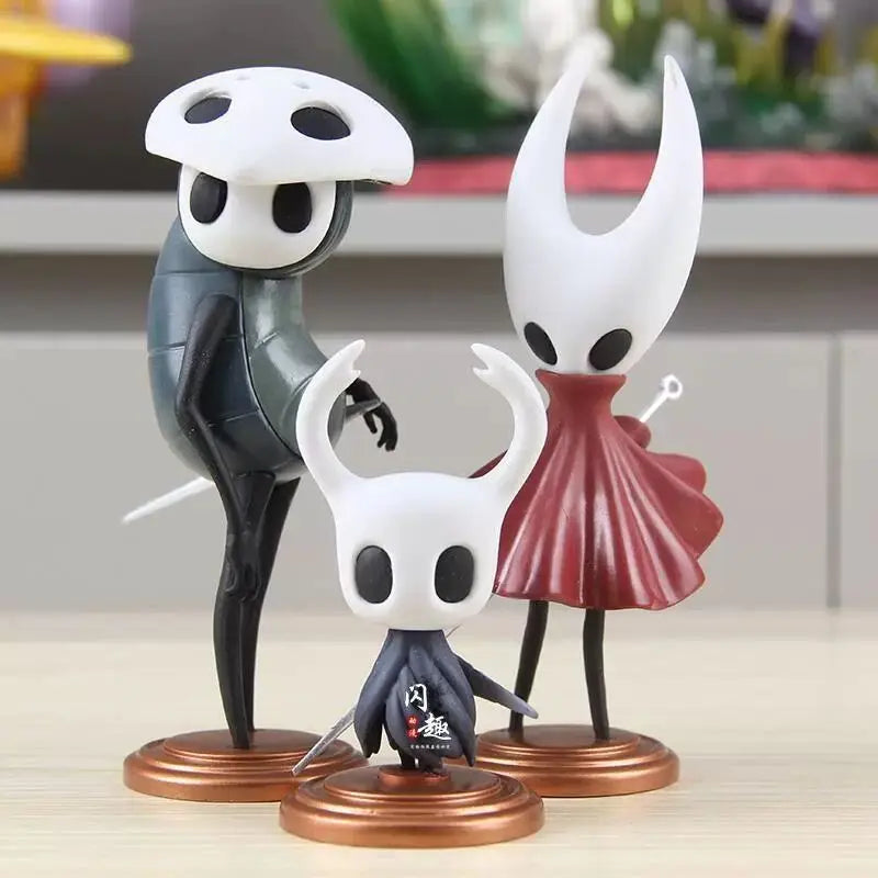 Hollow Knight Sitting Figurine – Cute Collectible & Room Decor