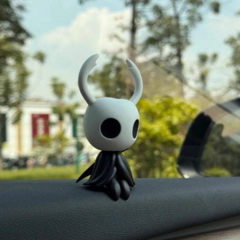 Hollow Knight Sitting Figurine – Cute Collectible & Room Decor
