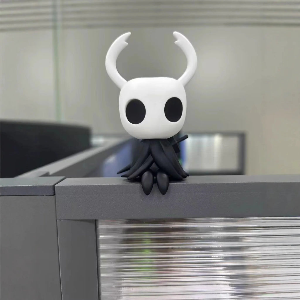Hollow Knight Sitting Figurine – Cute Collectible & Room Decor